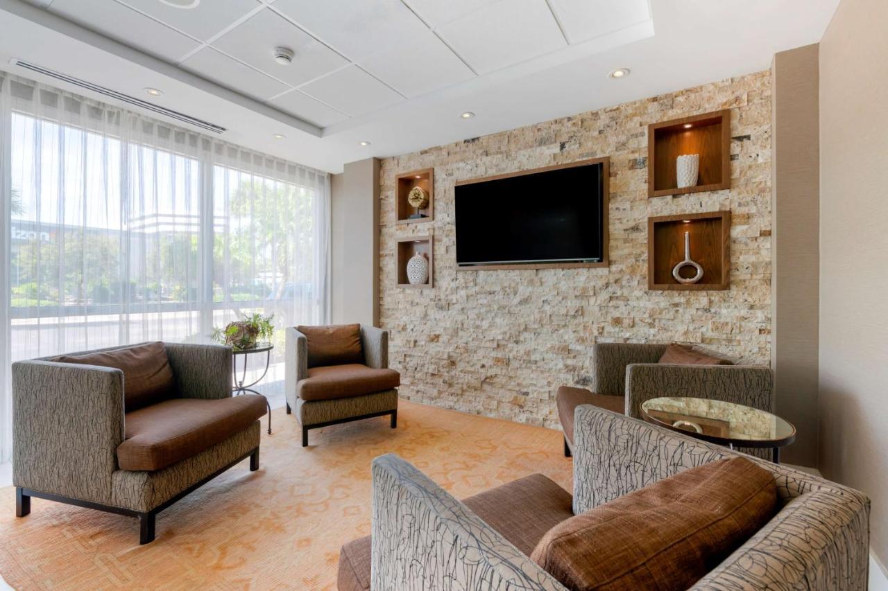 Best Western Plus North Miami-Bal Harbour Eksteriør billede