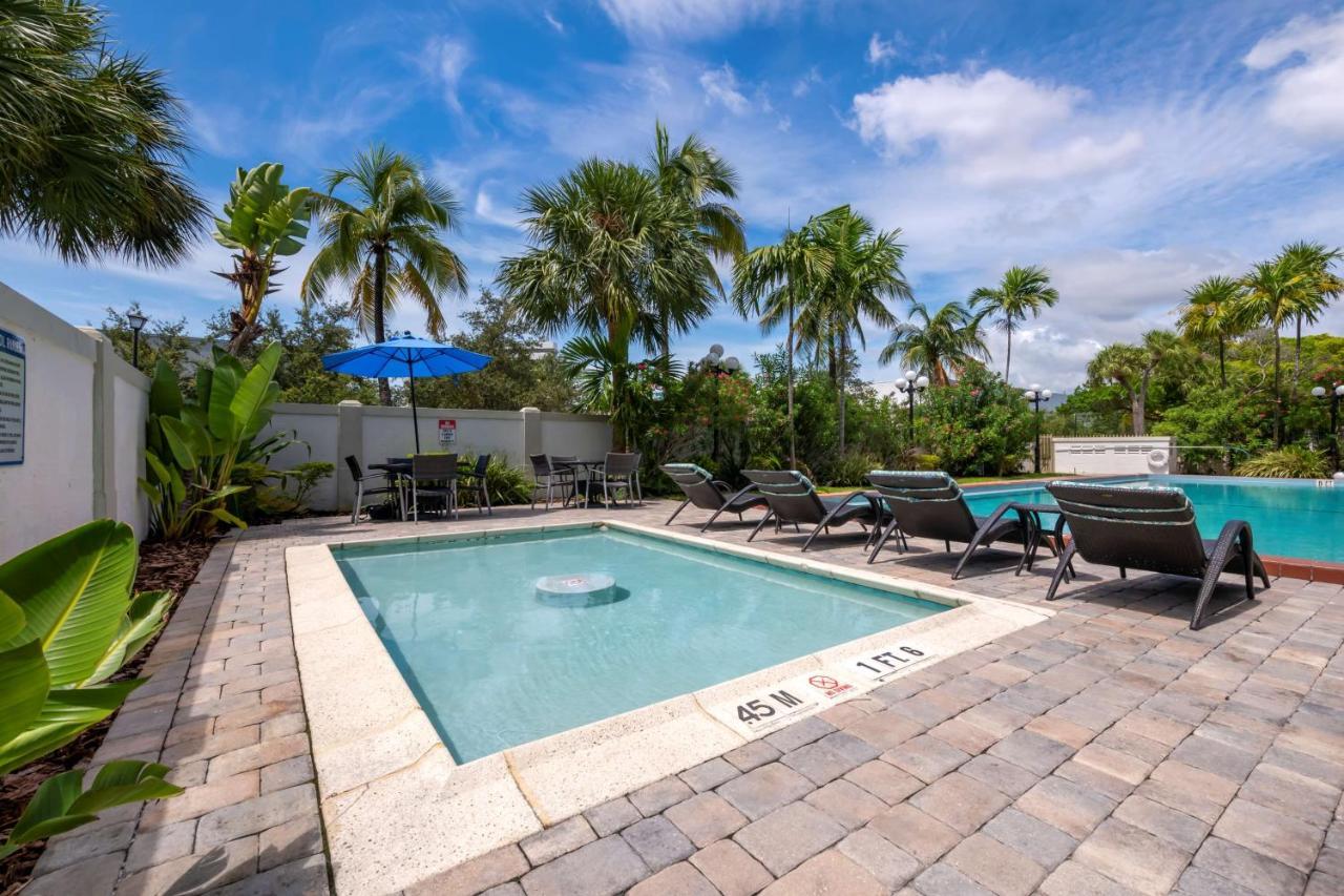 Best Western Plus North Miami-Bal Harbour Eksteriør billede