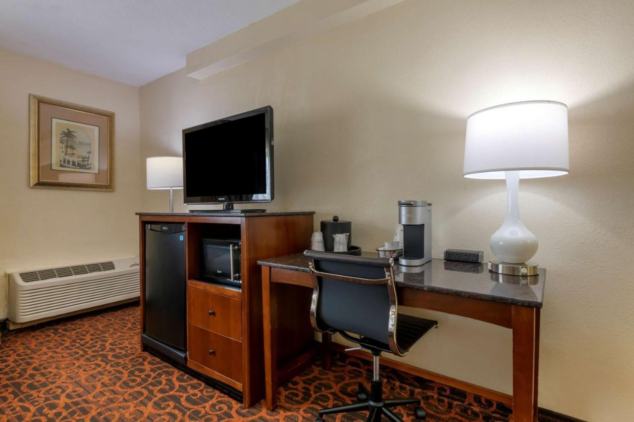 Best Western Plus North Miami-Bal Harbour Eksteriør billede