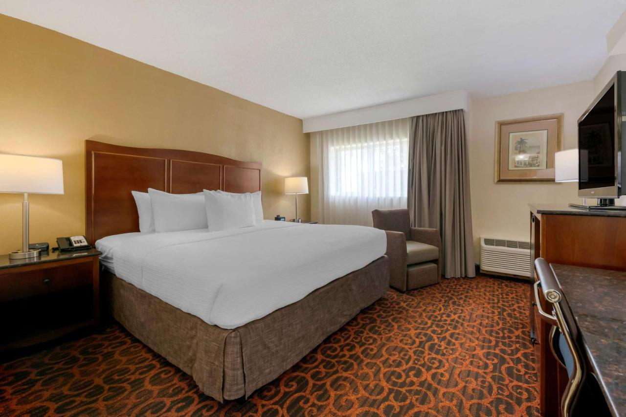 Best Western Plus North Miami-Bal Harbour Eksteriør billede