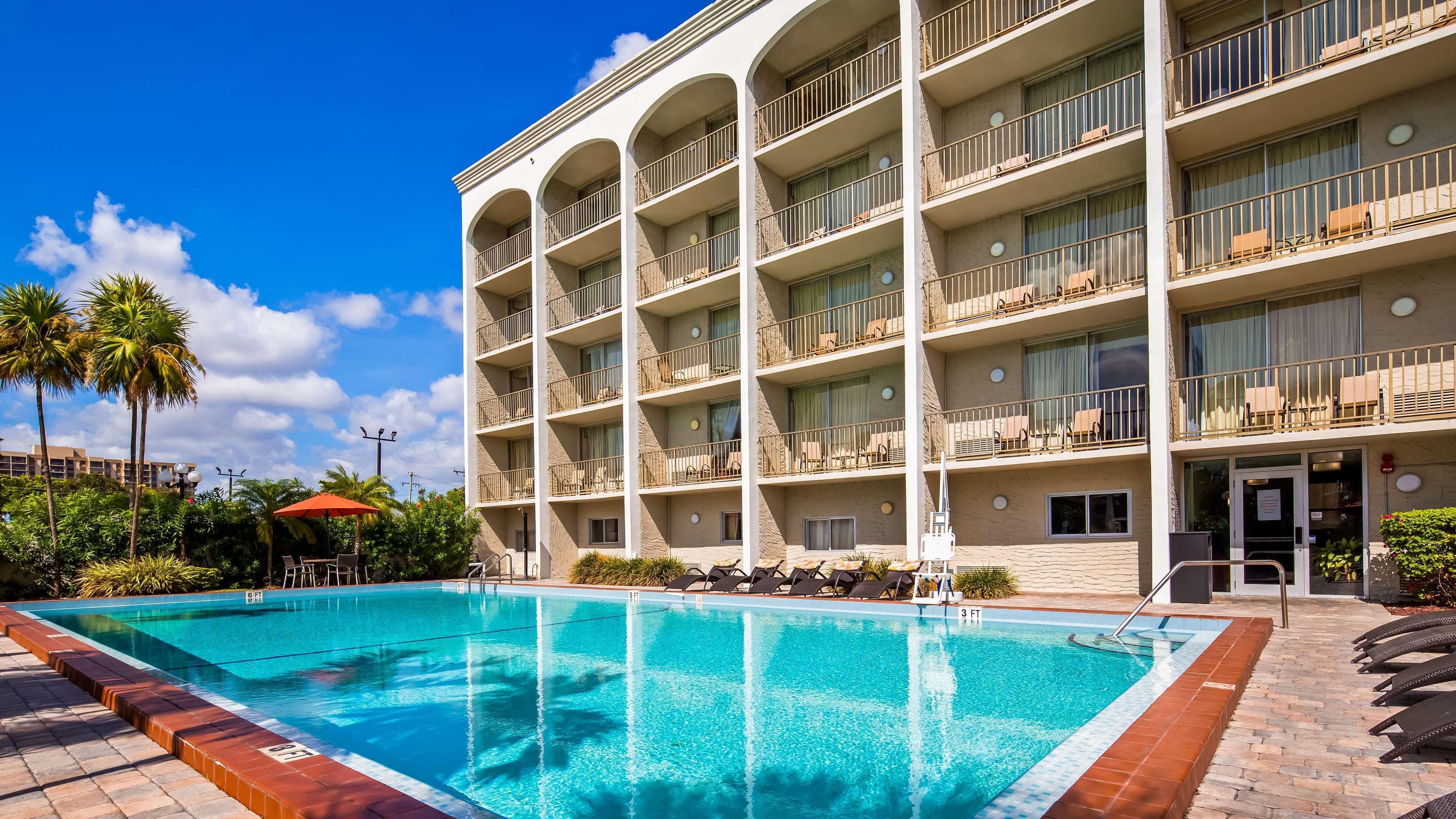 Best Western Plus North Miami-Bal Harbour Eksteriør billede