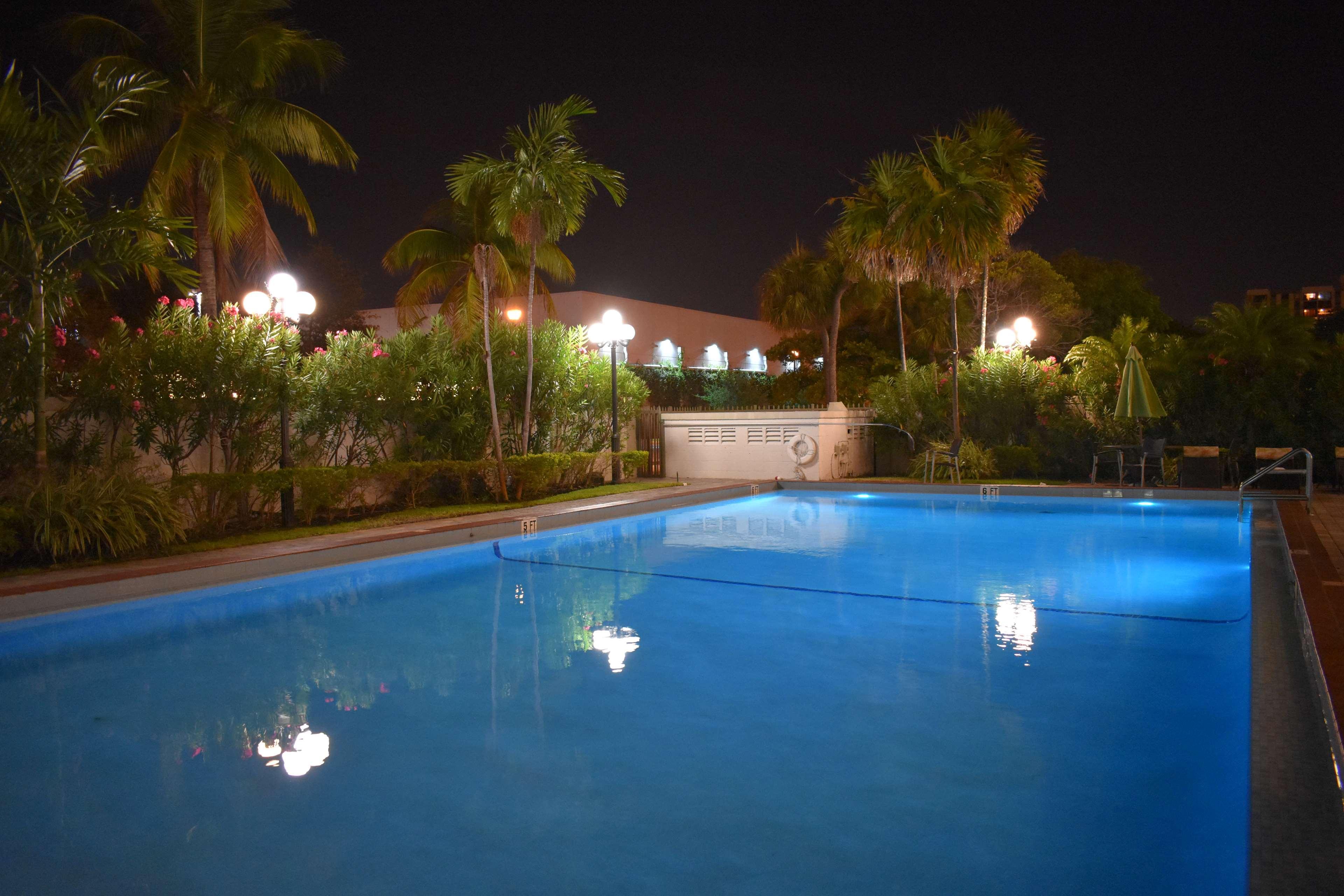 Best Western Plus North Miami-Bal Harbour Eksteriør billede